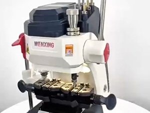 Станок для изготовления дубликатов ключей Q3B